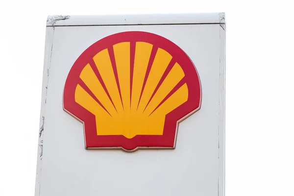 SHELL distributore di carburante e benzina — Foto Stock