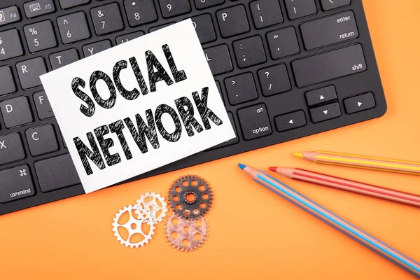 Social network, marketing e tecnologia — Foto Stock