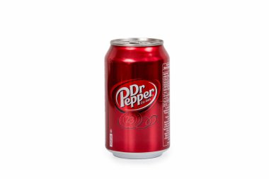 330ml Dr Biber Şişe Beyaz Arka Plan Üzerinde İzole Can