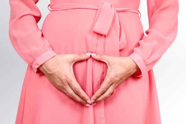 Womans gezondheid. Handen op onderbuik. Medische of gynaecologische problemen — Stockfoto