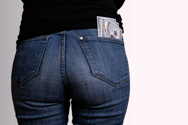 Geld in der Hosentasche — Stockfoto