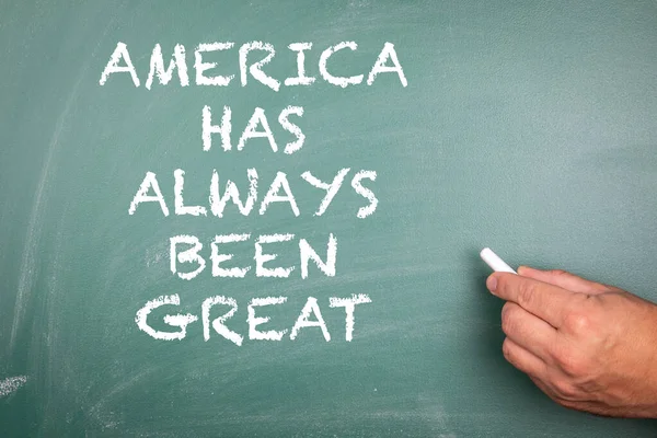 Amerika war immer großartig. Textinformationen auf der grünen Tafel — Stockfoto