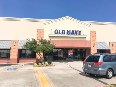 Lewisville, Tx, ABD-Temmuz 1, Old Navy zincir mağazanın dış giriş 2018:Facade. Giyim ve aksesuar perakendecilik şirketi sahibi Amerikan çokuluslu şirketler San Francisco'dan Gap Inc tarafından