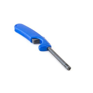 Stüdyo mutfak hafif beyaz bir arka plan üzerinde izole bir kadeh. Tek kullanımlık uzun, dayanıklı metal değnek ızgara için ideal ile genişletilmiş-ulaşmak, ateş çukurları. Kullanışlı depolama için geri çekilebilir kanca. kopya alanı