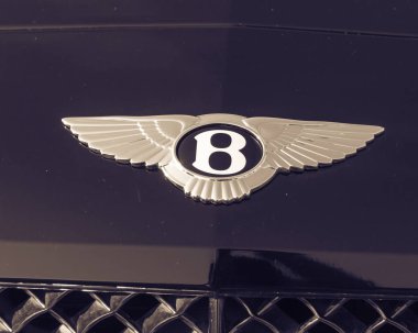 Dallas, Tx, bize-Temmuz 7, 2018:Close-Bentley lüks araba logosuna kadar. Bir İngiliz üretici ve pazarlamacı lüks otomobil, 1998 yılından bu yana Volkswagen Ag iştiraki. Crewe, İngiltere'de merkez. Vintage sesi
