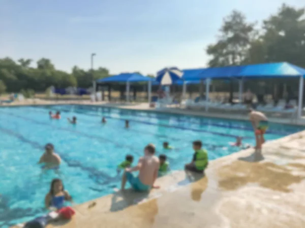 Blurred Children Parents Enjoy Swimming Water Activities Community Outdoor Swimming — Stock Photo, Image