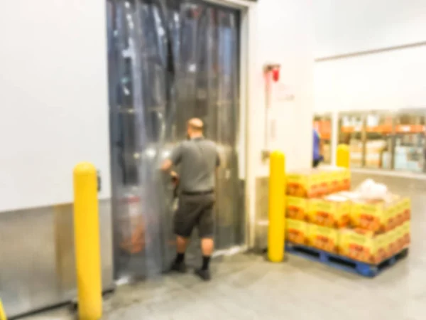 Blurred Motion Worker Door Cold Storage Room Wholesale Store — Stock Photo, Image