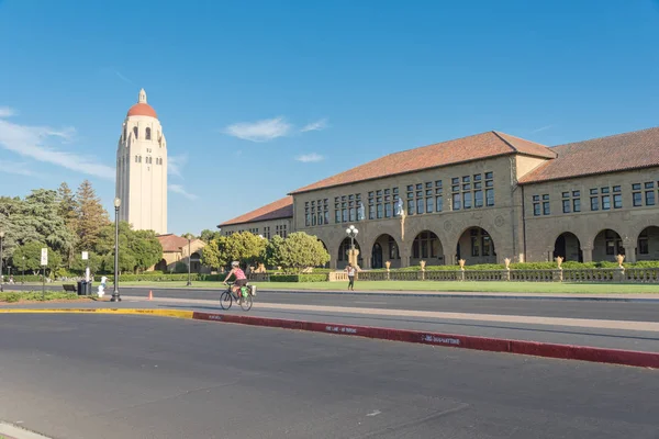 California Jul 2018 Entrada Memorial Court Torre Hoover Campus Universidad —  Fotos de Stock