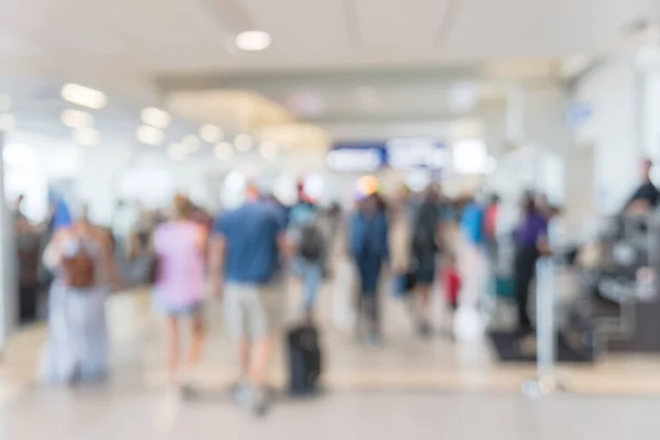 Gente Con Movimiento Borroso Caminando Con Equipaje Aeropuerto Americano Pasajeros — Foto de Stock