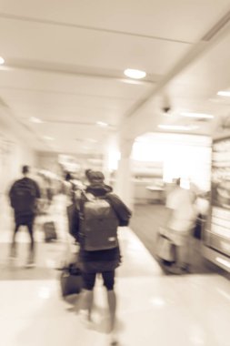 Vintage Dallas Fort Worth airport, onboard için final kapısında queuing yolcu bulanık. İnsanlar ayakta bekleyen önce hava uçak jet köprüye bagajlı soyut