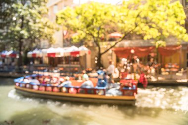 Bulanık turist zevk renkli nehir yürümek, San Antonio, Texas, bir sevdiğim yer boyunca riverboat sürme bize. Bir mavna Rehberi Tur anlatı şehir zengin tarihi ile. Seyahat kavramı