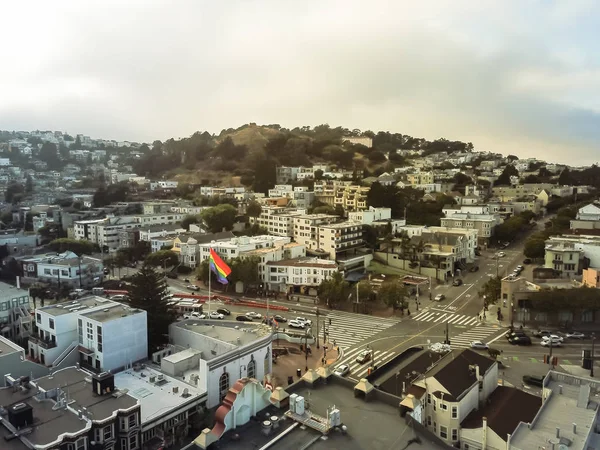 Vista Aérea Del Distrito Castro Barrio Eureka Valley Ondeando Bandera —  Fotos de Stock