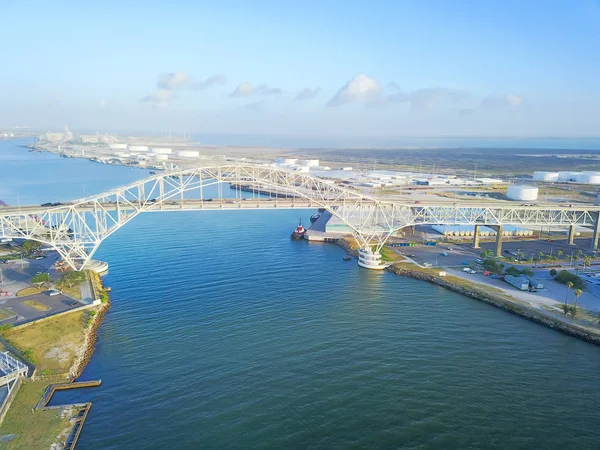 Luftaufnahme Der Hafenbrücke Von Corpus Christi Mit Einer Reihe Von — Stockfoto