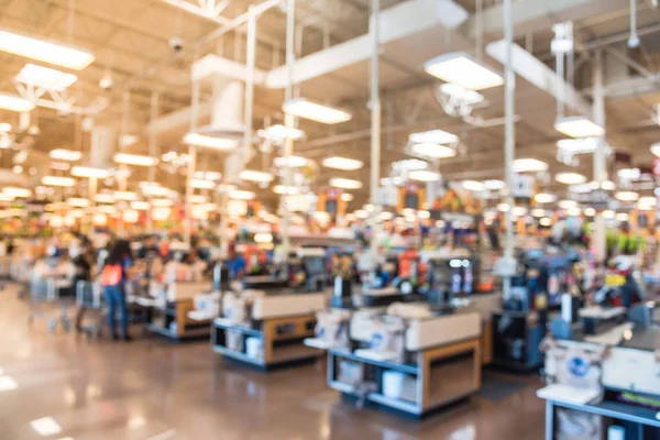Blur Kasir Gambar Dengan Garis Orang Check Out Counter Pelanggan — Stok Foto
