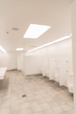 Bulanık soyut temiz beyaz genel erkekler tuvaleti Texas, Amerika mobilya mağazasında dekorasyon