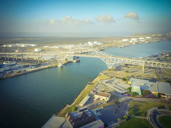Luftaufnahme Hafenbrücke Und Wassergärten Vom Bayfront Science Park Corpus Christi — Stockfoto