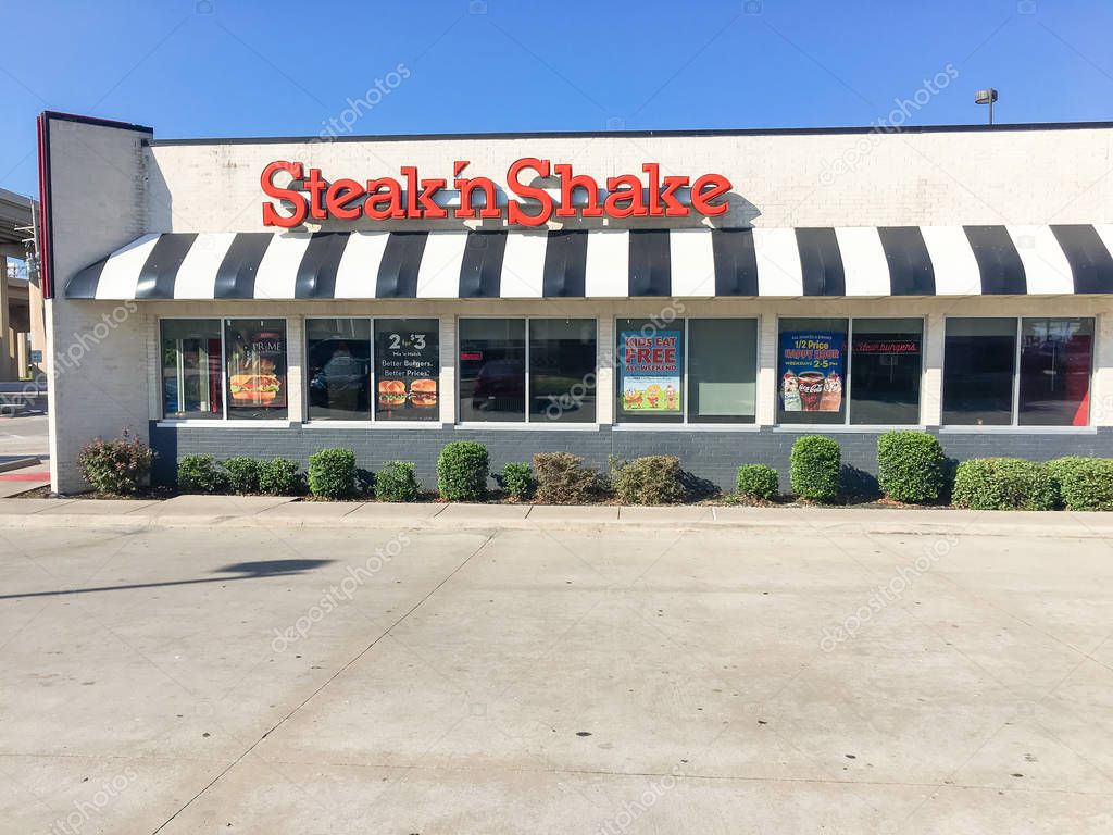LEWISVILLE, TX, USA-SEP 2, 2018:Facade of Steak n Shake, an American casual restaurant chain with sit-down, drive-thru and front-window service. Headquartered in Indianapolis, Indiana
