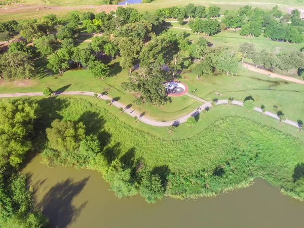 Parque Verde Orillas Del Lago Urbano Aéreo Las Afueras Houston —  Fotos de Stock