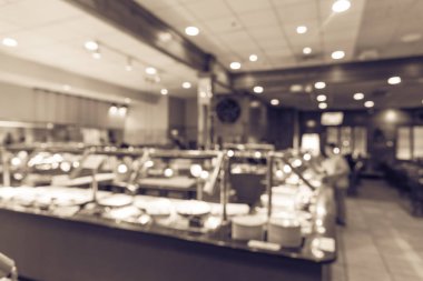 Vintage sesi soyut bulanık Japon açık büfe restoran sushi bar counter iç sushi, sashimi ve Şef seçme müşteriler ile yemek ikram etmek hazırlar. Yemek büfesi ve parti kavramı paylaşımı