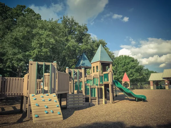 Escale Estructura Bar Monos Parque Infantil Público Madera Bajo Los — Foto de Stock