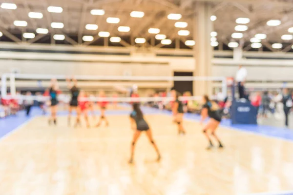 Immagine Sfocata Gruppo Ragazze Adolescenti Che Giocano Pallavolo Coperto Competizione — Foto Stock