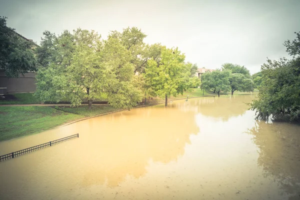Потоп Воды Распространяется Даллас Форт Уэрт Области Техас Сша Болотистая — стоковое фото