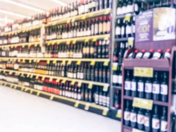 Wazig Abstracte Wijn Gangpad Met Prijskaartjes Supermarkt Texas Amerika Intreepupil — Stockfoto