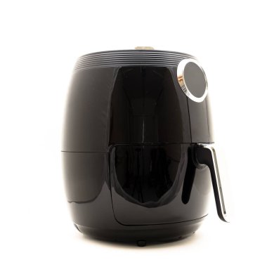 Beyaz arka plan üzerinde izole dijital hava fritöz stüdyo çekim