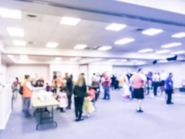 Bulanık soyut çocuklar ve veliler okul Texas, Amerika kapalı Cadılar Bayramı partisinde tadını çıkarın. Ufuk çocuk kostümleri, sonbahar ile eğlenceli oyunları, şekil bağlantıları