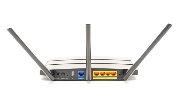 Bakifrån av trådlös router kabelmodem isolerad på vita backg — Stockfoto