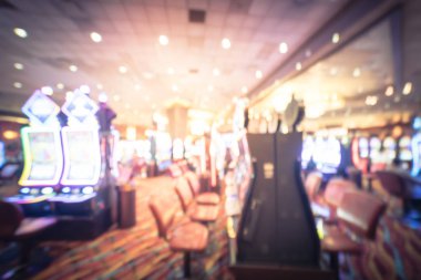 Vintage sesi arka plan kumar tipik. Bulanık slot makineleri, temalı oyun slot poker 777, silahlı çete'ye oyuncular Oklahoma Casino rulet. Renkli ışıklı ışık