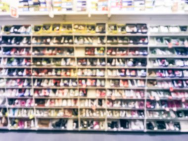 Texas, Amerika ile bebek, yürümeye başlayan çocuk ayakkabı çeşitli soyut bulanık Ayakkabı saklayın. Ekranda renkli çocuk kıyafeti