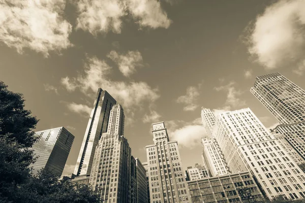 Vintage Toon Opzoeken Met Uitzicht Skyline Van Typische Kantoorgebouw Chicago — Stockfoto