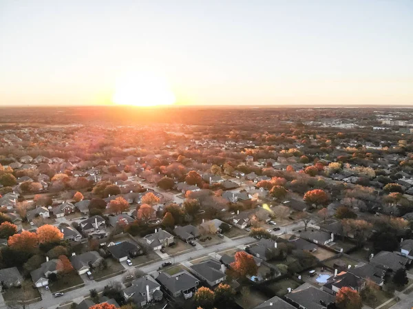 Flygfoto Bostadsområde Med Huvudgatan Och Många Små Hus Flower Mound — Stockfoto