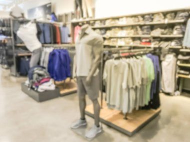 Amerika'da spor perakende mağazasında bulanık hareket golf giyim, aksesuar ve dişli bölümü