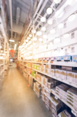 Duvar lambaları, vanity aydınlatma, Aplikler Amerika'da donanım mağazasında ekranda bulanık soyut geniş seçimi. Kapalı aydınlatma dekorasyon defocused