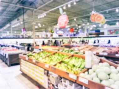 Bulanık arka plan Asian bakkal alışveriş müşteri ile 