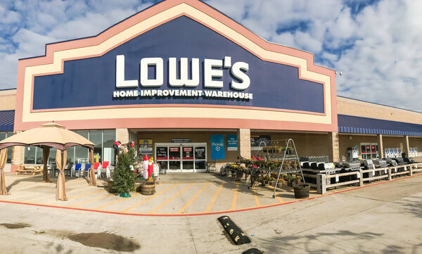 CARROLLTON, TX, US-DEC 9, 2018:Entrance to Lowe's Companies, Inc. retail store chain, an American retail company specializing in home improvement. Headquartered in Mooresville, North Carolina