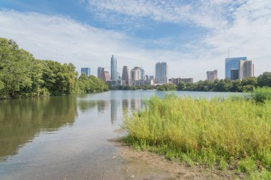 Austin downtown gökdelen Colorado Nehri ve Bayan kuş Lak