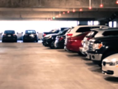 Filtre uygulanmış sesi bulanık arka plan Akıllı yönlendirme sistemi, otopark