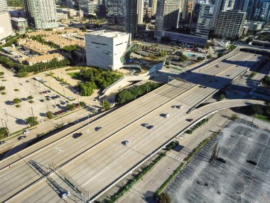 Üstten görünüm boş Park şehir Dallas ile ba silueti çok.