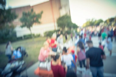 Hıristiyan Kilisesi satırında bile hizmet bulanık arka plan üstten görünüm