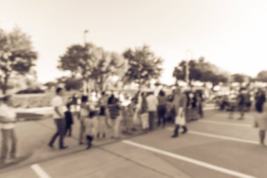 Filtre uygulanan görüntü bulanık arka plan uzun çizgi insan için bekliyor