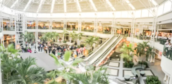 Panoramablick verschwommen hintergrund kostenlos musik show performance stage in shopping mall in usa — Stockfoto