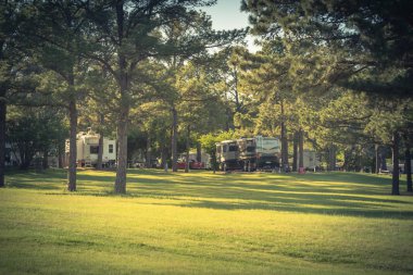 Dallas, Teksas yakınlarındaki filtreli görüntü eğlence araçları Rv ve kamp parkı