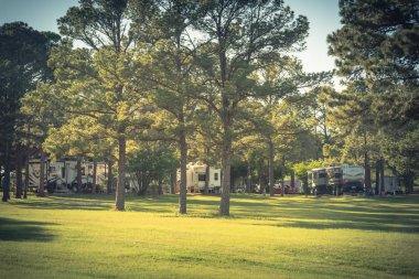 Dallas, Teksas yakınlarındaki filtreli görüntü eğlence araçları Rv ve kamp parkı