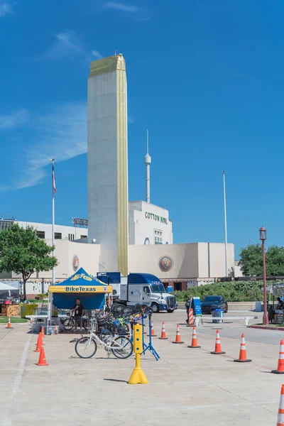 Ciclismo test drive e exposição na EarthX mundo maior experiência ambiental Expo em Dallas — Fotografia de Stock