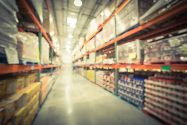 Filtered image blurry background customer shopping at big-box wholesale store in America — Stock Photo, Image