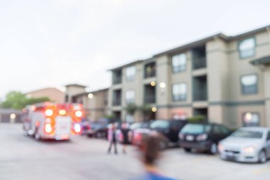 Amerika'da apartman kompleksinde bulanık arka plan yangın felaket olay