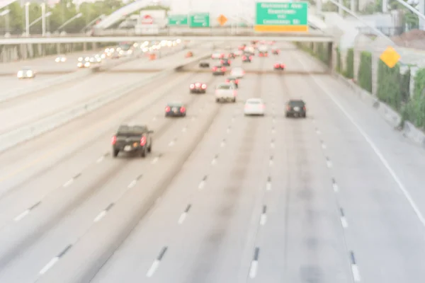 Tráfico de movimiento borroso en la autopista interestatal 69 Houston, Texas — Foto de Stock